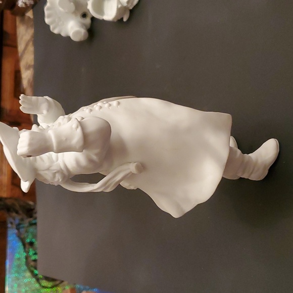 Dept 56 town cryer - Picture 5 of 7